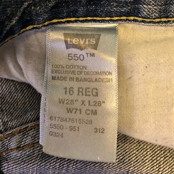 Boys Levi’s 550 Relaxed Fit Denim Blue Jeans - Picture 14 of 15